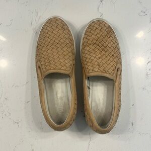 M Gemi The Cerchio Dove Nubuck Woven
Loafers Size: 37.5 IT, US 7